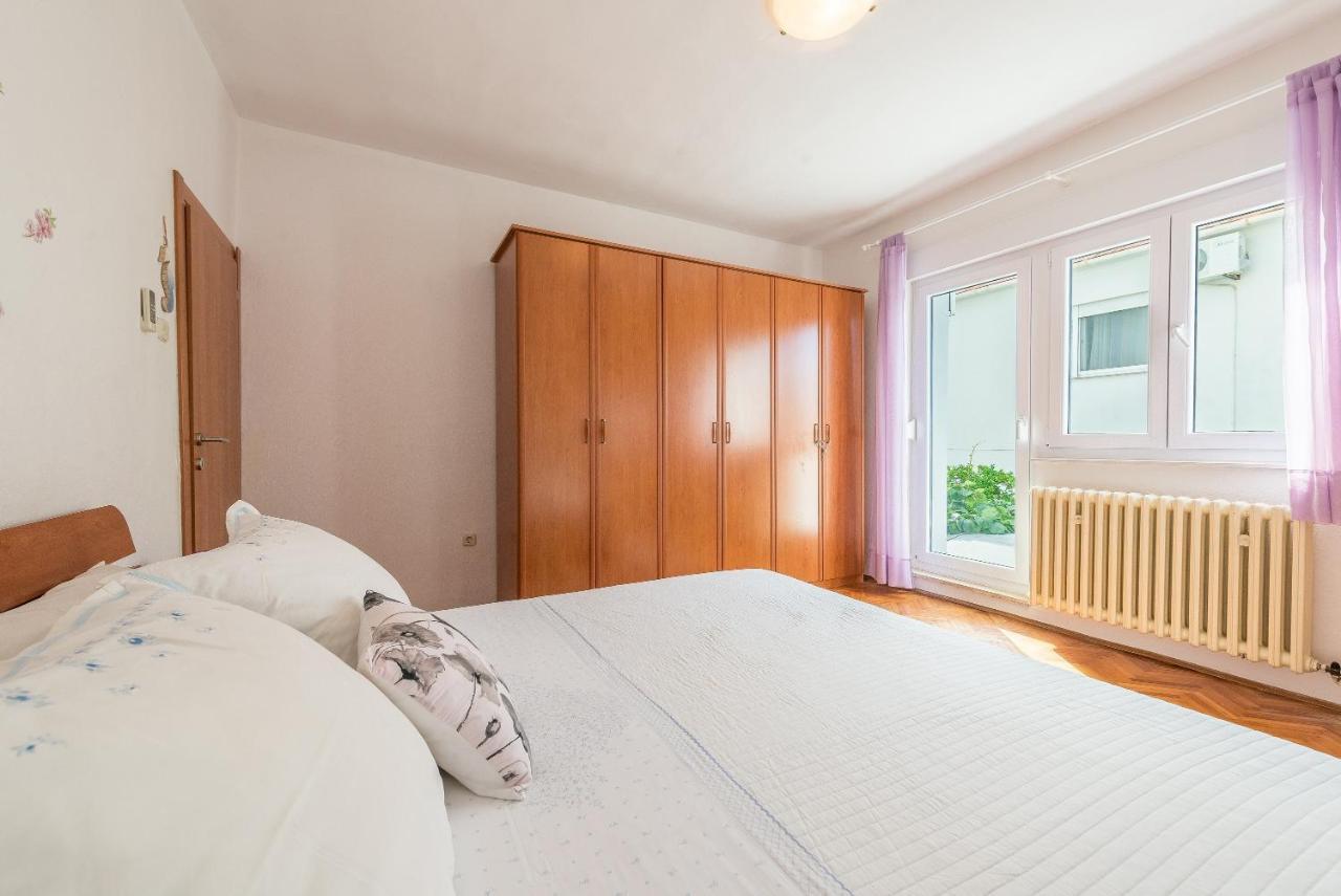 Apartments Villa Odesa With Shared Pool 자다르 외부 사진