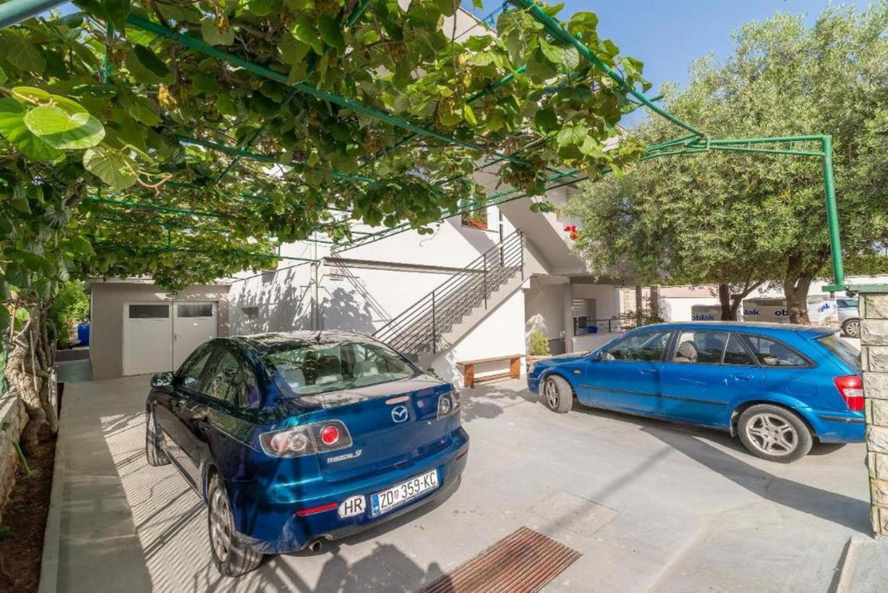Apartments Villa Odesa With Shared Pool 자다르 외부 사진