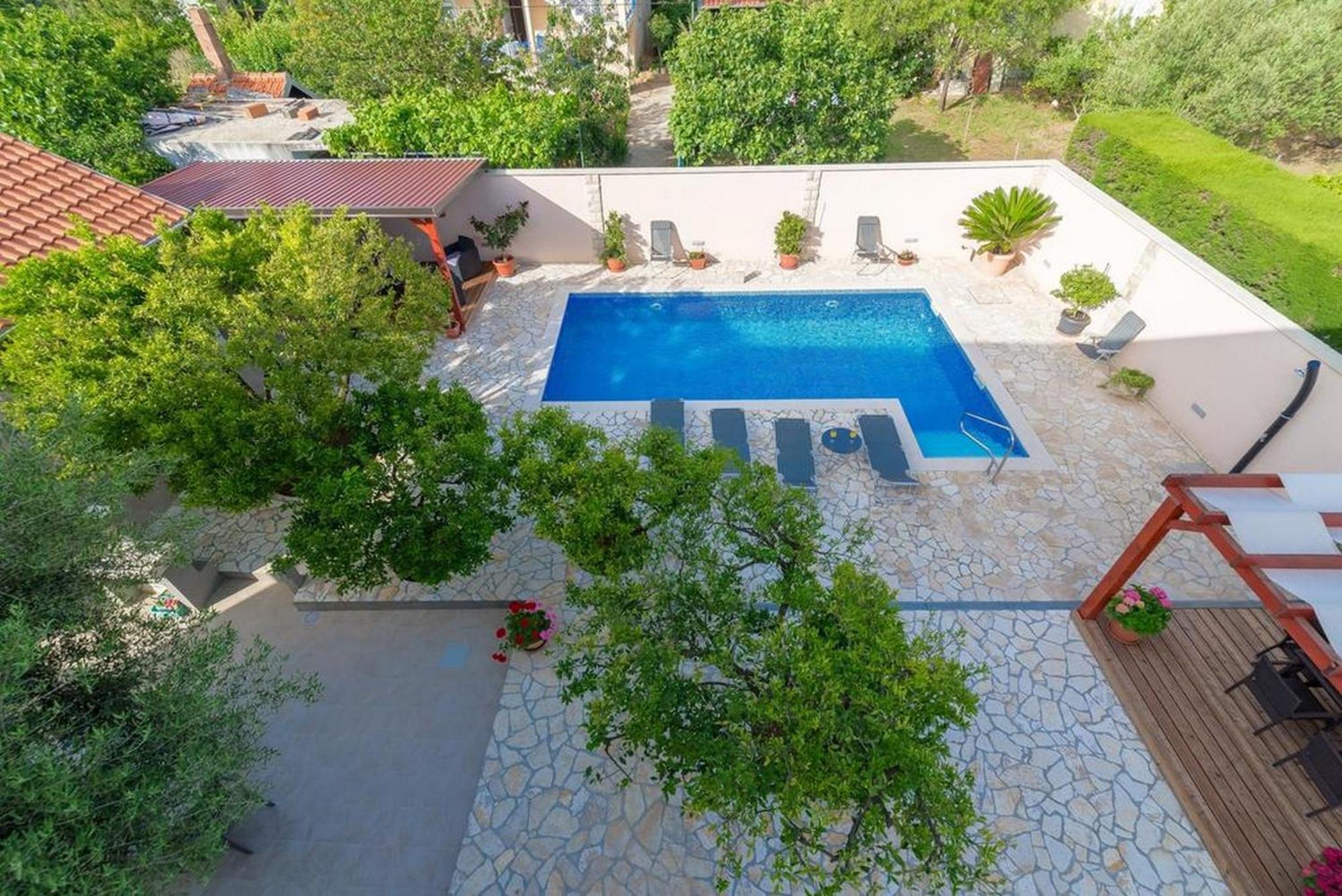 Apartments Villa Odesa With Shared Pool 자다르 외부 사진