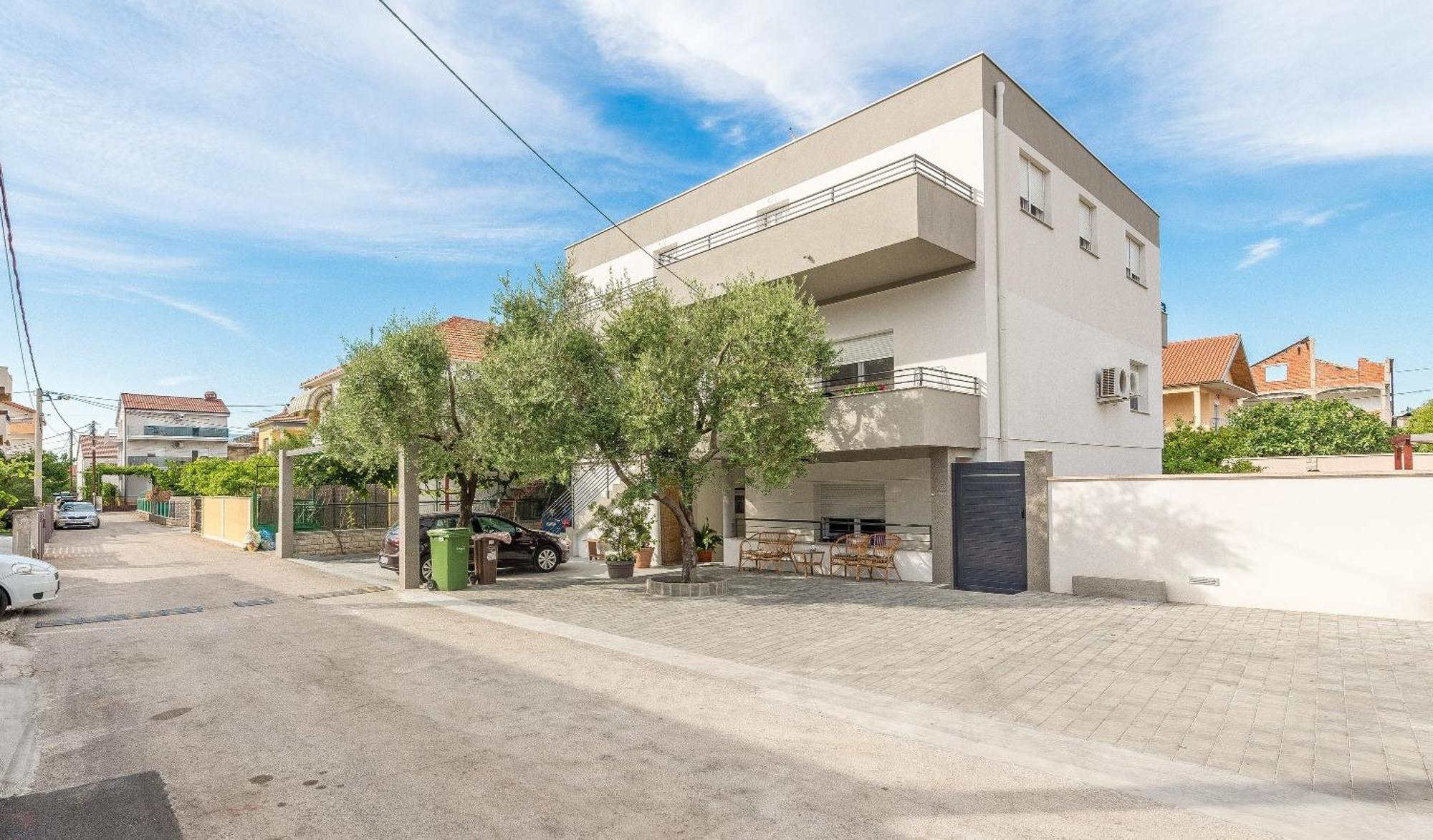 Apartments Villa Odesa With Shared Pool 자다르 객실 사진