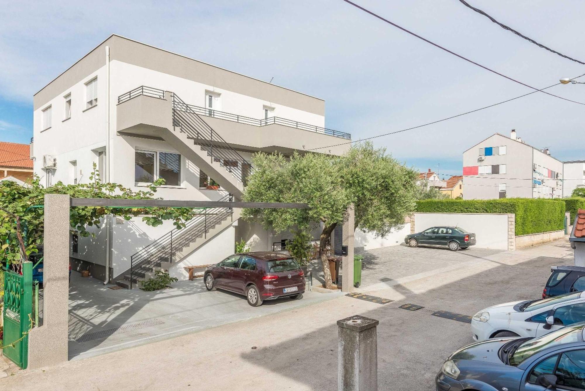 Apartments Villa Odesa With Shared Pool 자다르 객실 사진