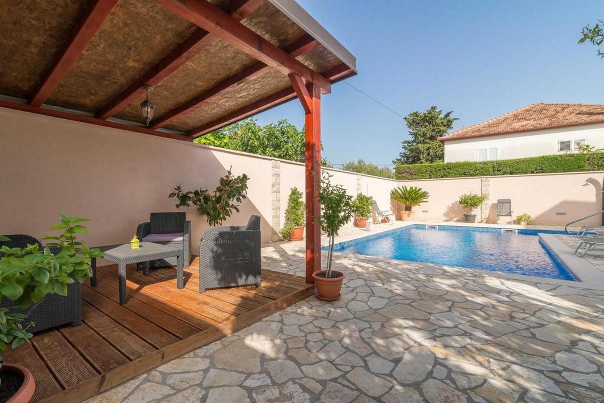 Apartments Villa Odesa With Shared Pool 자다르 객실 사진